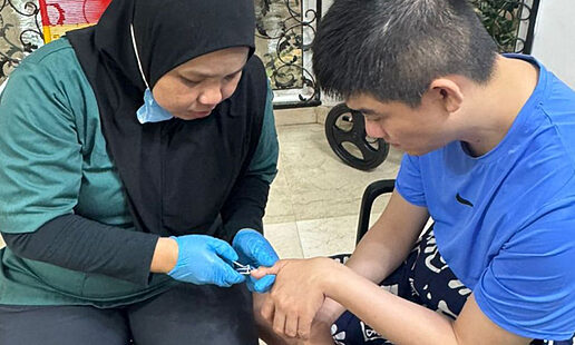 Prioritising-Hygiene-and-Well-being-Through-Nail-Care