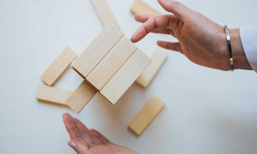 The-Benefits-of-Jenga-for-Dementia-Care